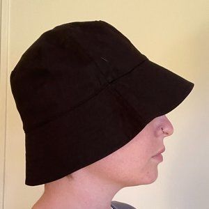 NWT BAGGU Black Bucket Hat